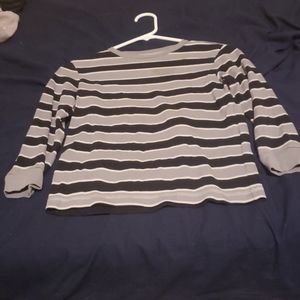 Old Navy stripped sweater